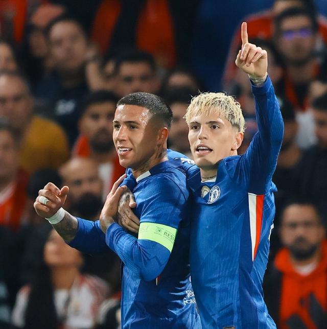 本菲卡转会期扳平良机风云突变法兰克福清晨门线救险，这操作让人直呼：库里在日本队比赛中刷新纪录的简单介绍